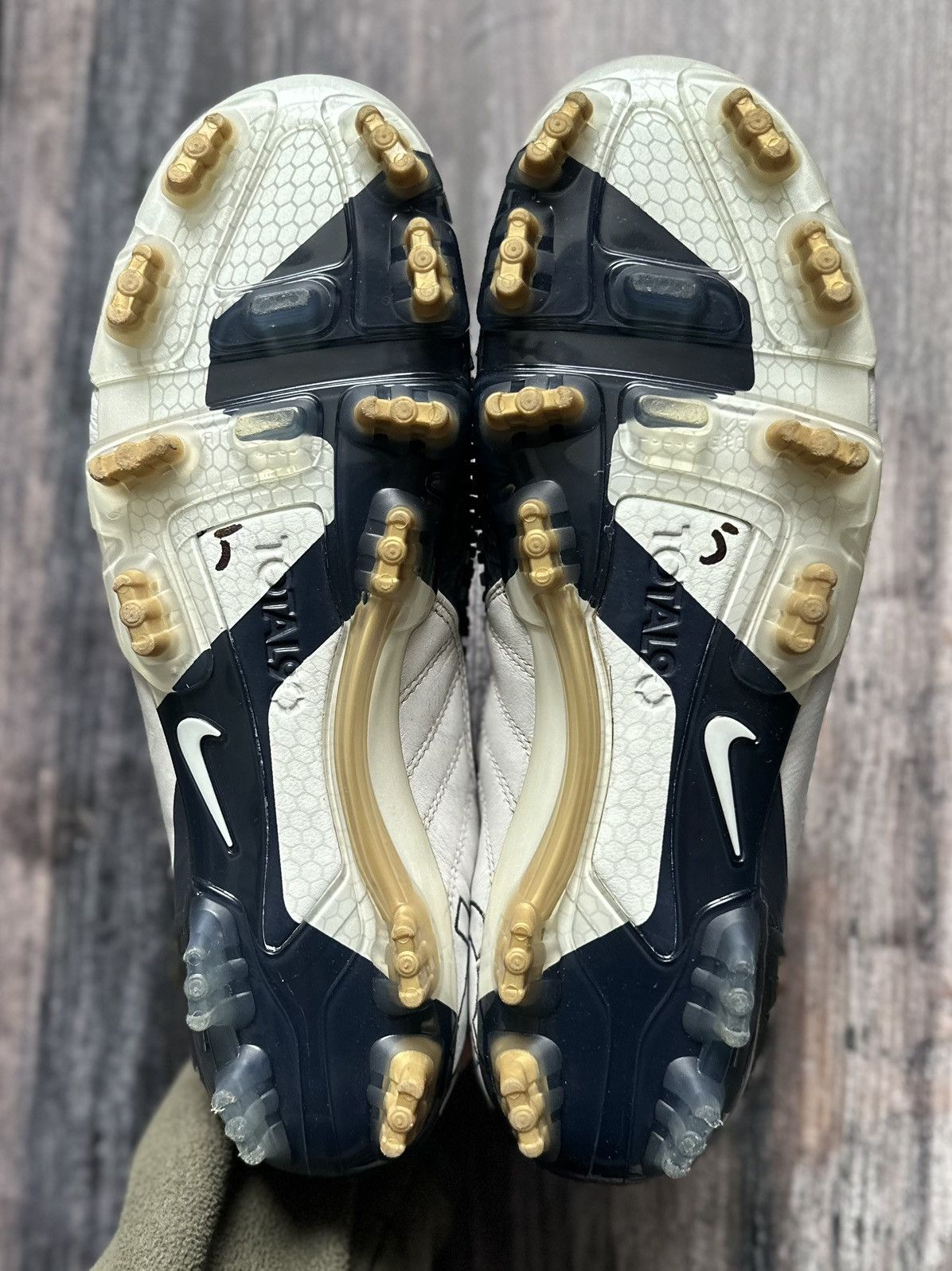 Nike 2009 NIKE TOTAL 90 LASER III K-FG SOCCER BOOTS CLEATS US 8.5 Size US 8.5 / EU 41-42 - 10 Thumbnail