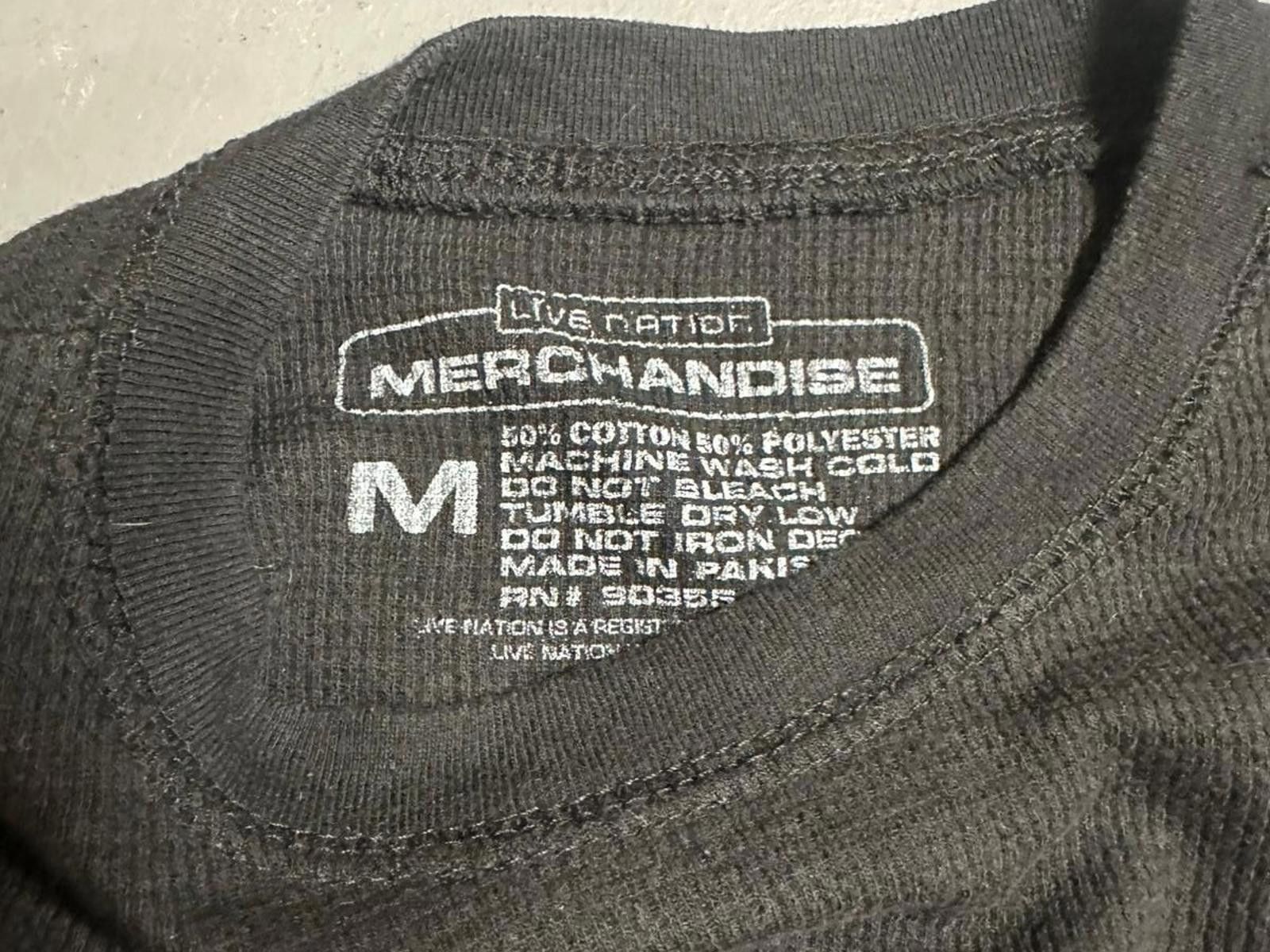 Designer Pink Floyd The Wall Long Sleeve T-Shirt Size US M / EU 48-50 / 2 - 3 Thumbnail