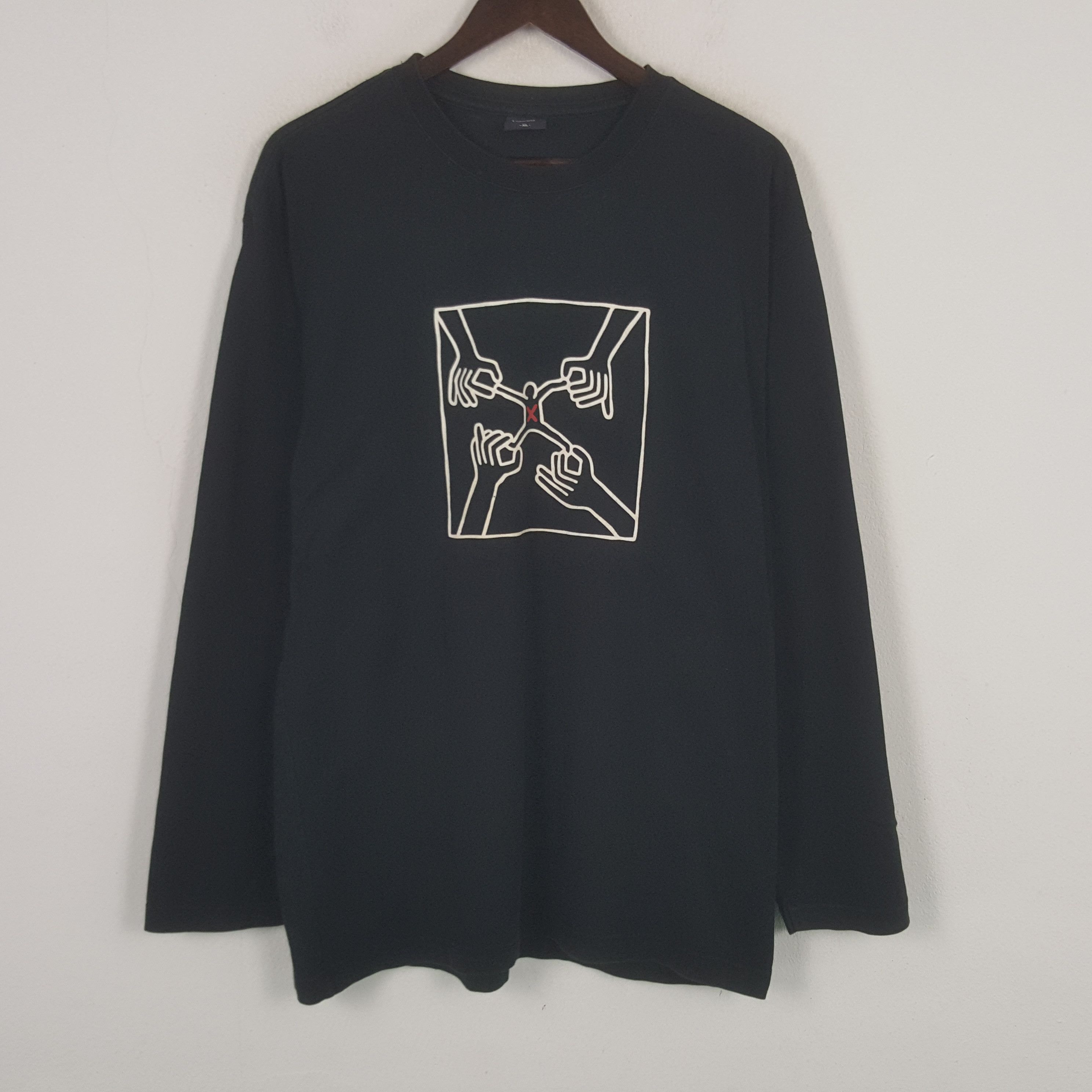 Keith Haring Vintage Keith Haring x Uniqlo Long Sleve T-shirt Size US XL / EU 56 / 4 - 1 Thumbnail