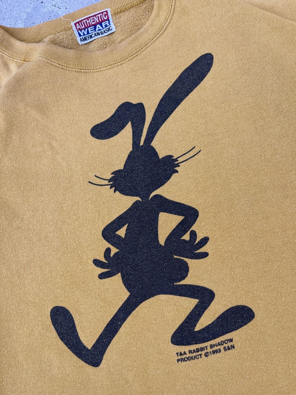 Vintage × Warner Bros Vintage 1993 Bugs Bunny Shadow Sweatshirt Size US L / EU 52-54 / 3 - 6 Thumbnail