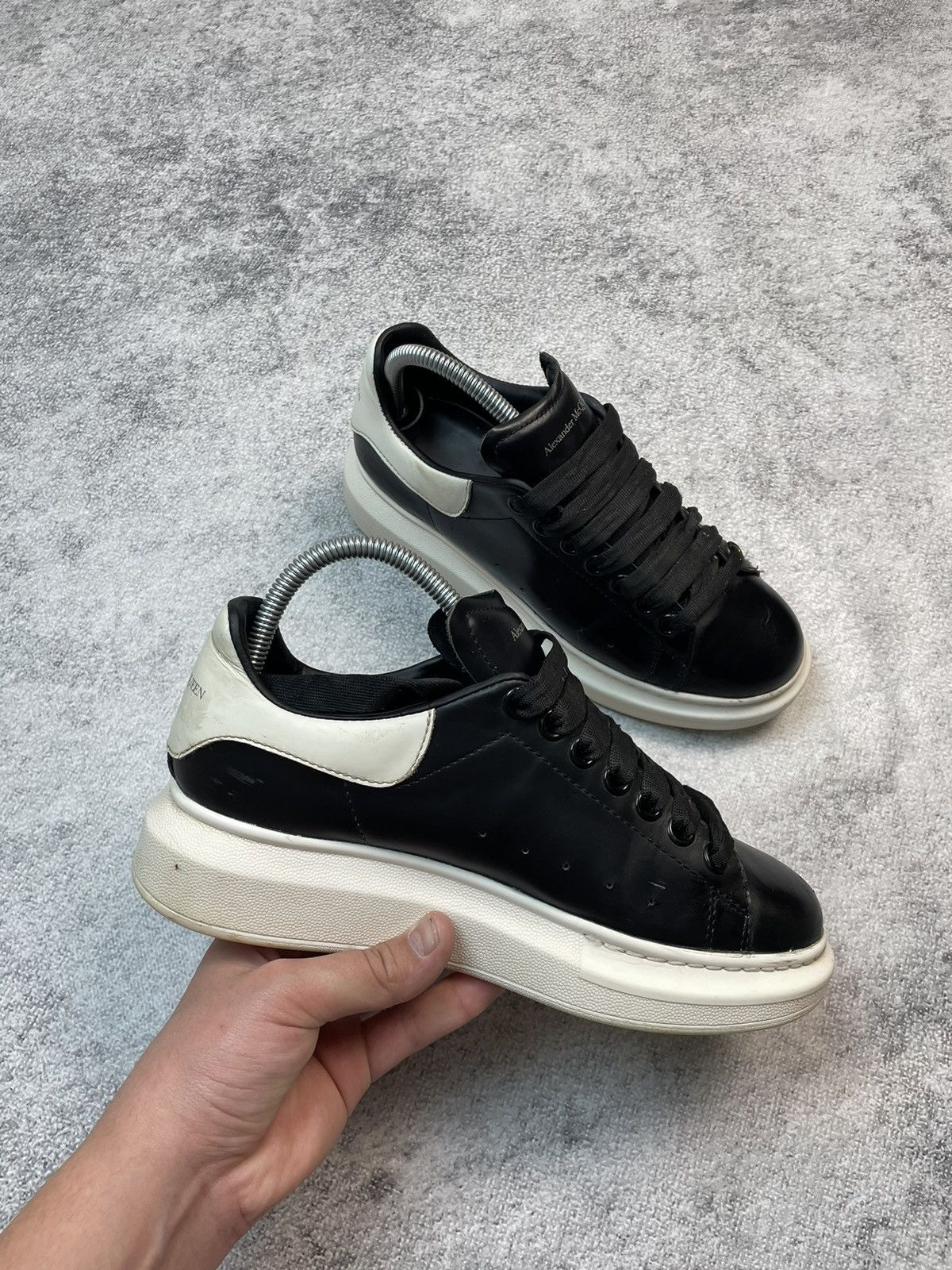 Alexander McQueen Alexander McQueen Leather Sneakers White Size US 6 / IT 36 - 9 Thumbnail