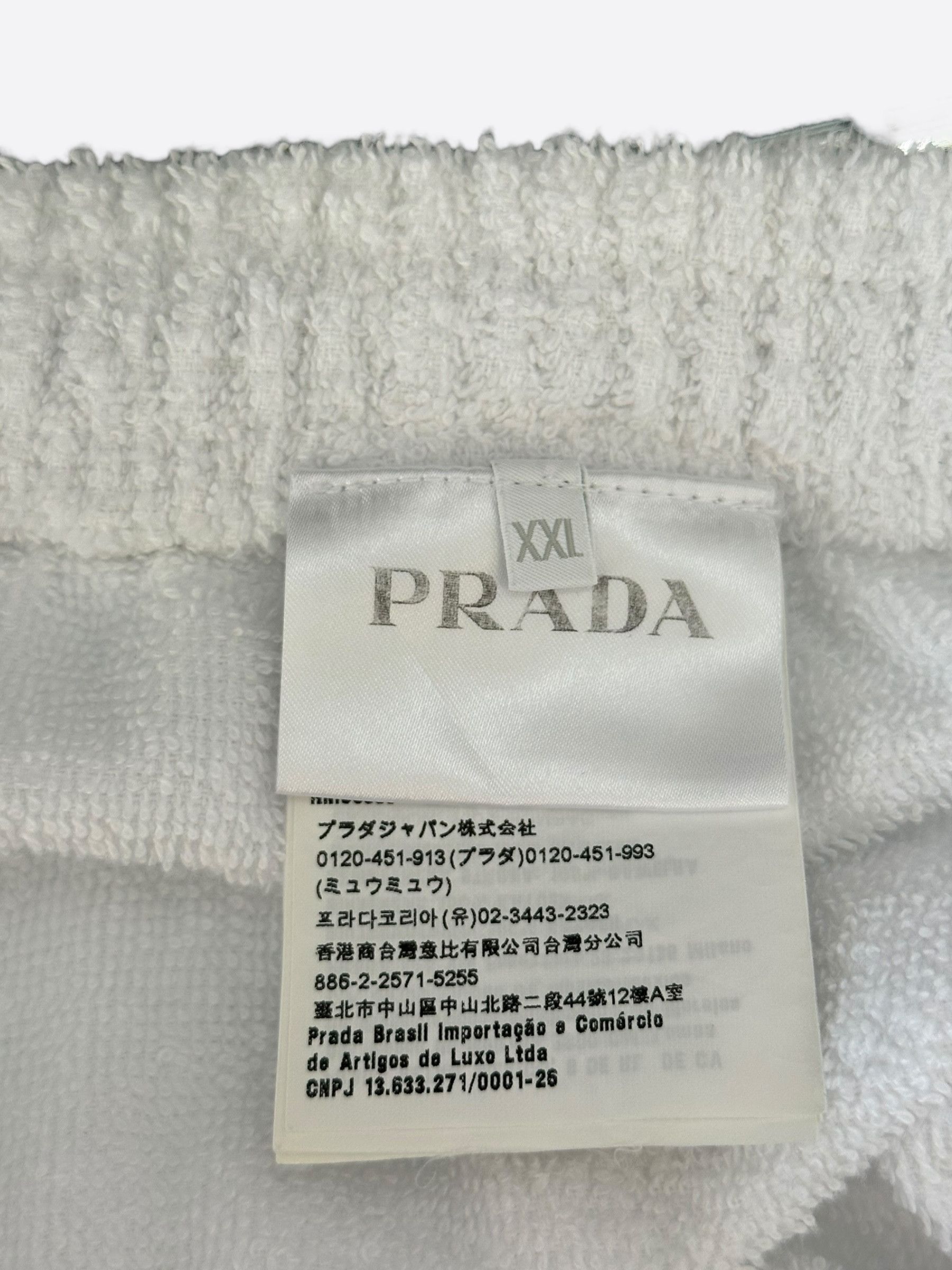 Prada Prada White & Black Logo Towel Shorts Size US 38 / EU 54 - 4 Thumbnail