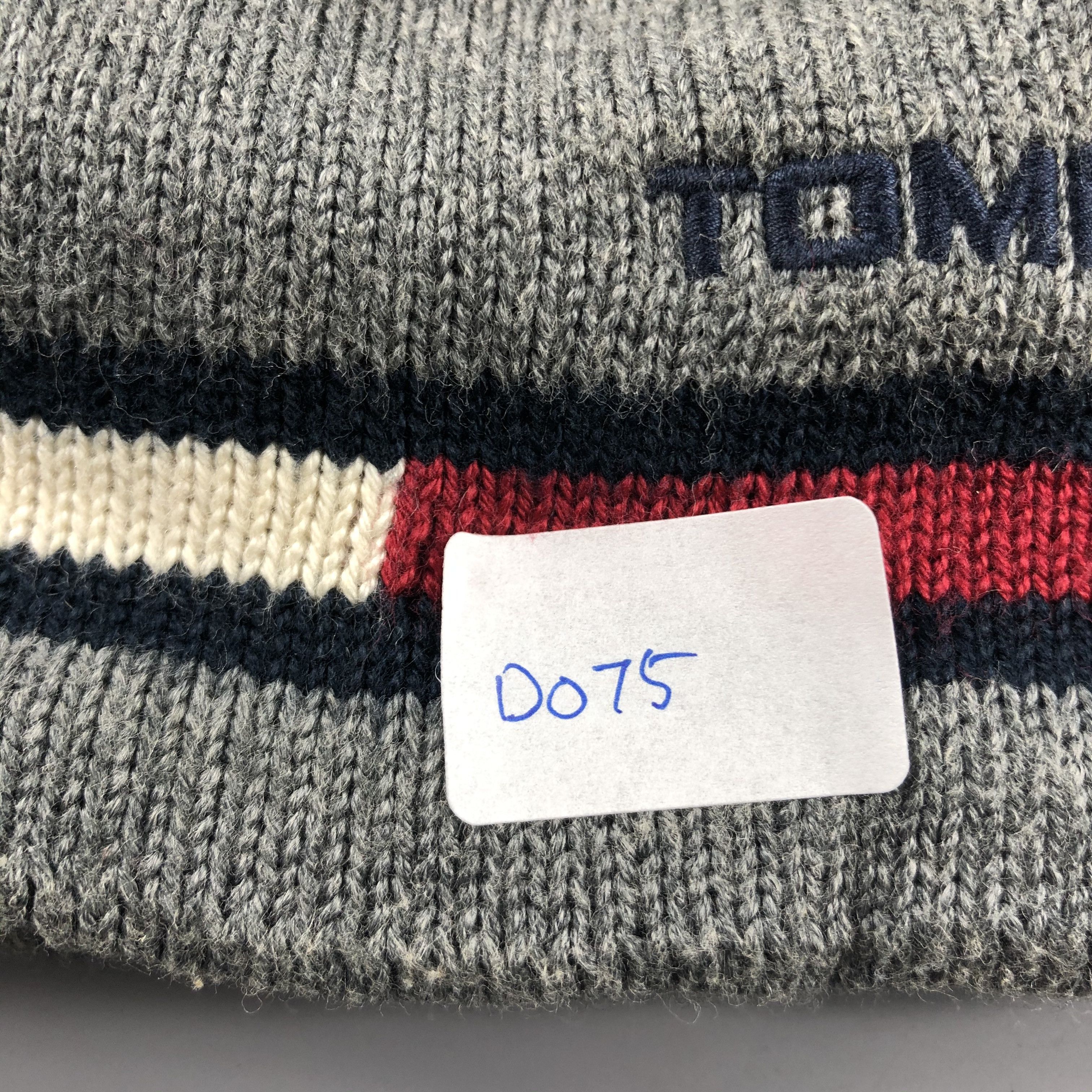 Tommy Hilfiger × Vintage Tommy Hilfiger Beanie Snow Hat Snow Cap -D075 Size ONE SIZE - 9 Thumbnail