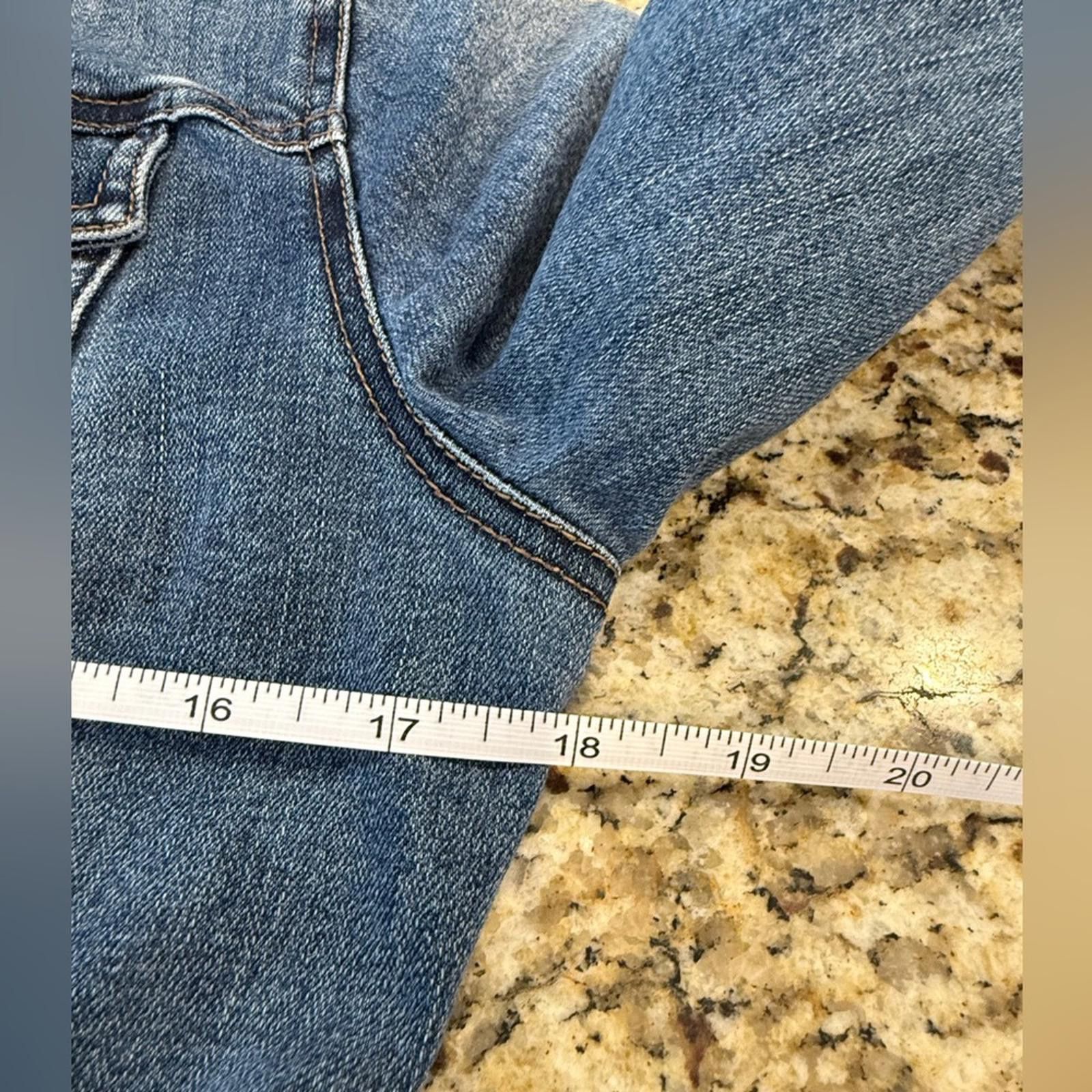 Other Refuge cropped denim jeans jacket button up medium wash SZ M Size M / US 6-8 / IT 42-44 - 6 Thumbnail