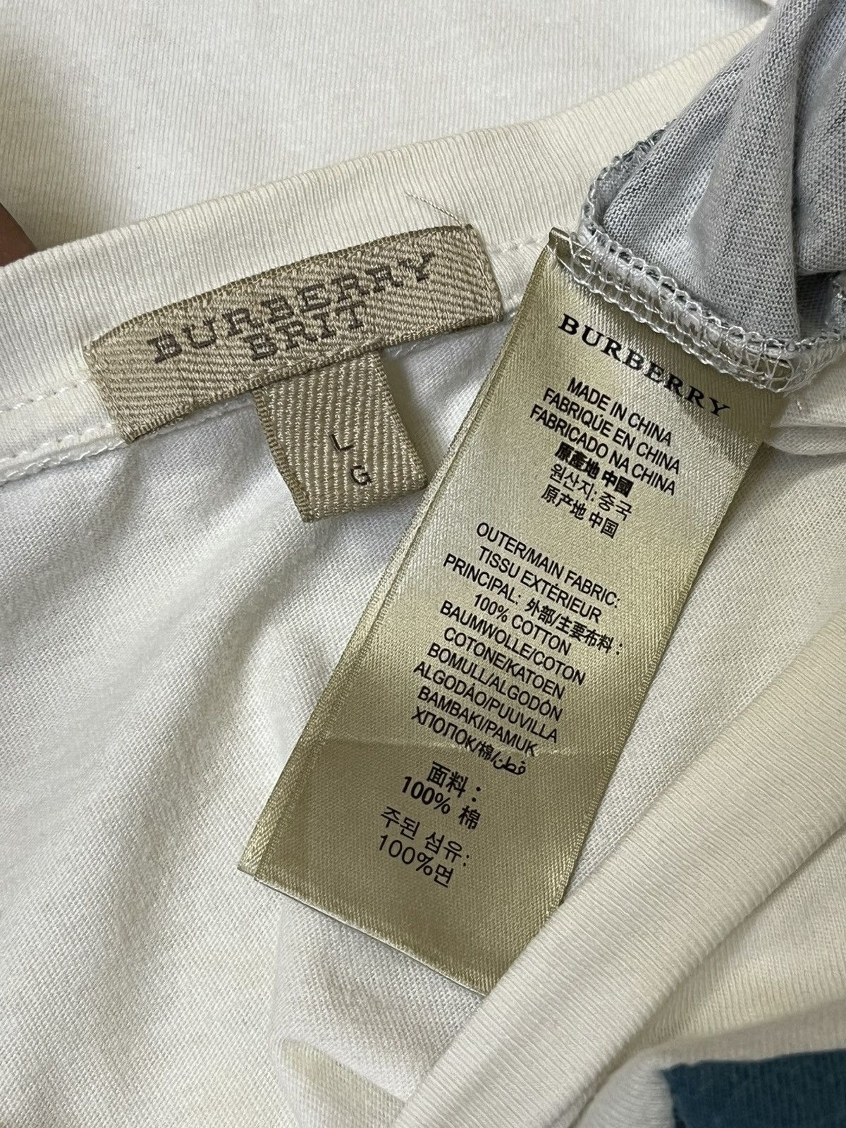 Burberry AUTHENTIC BURBERRY BRIT TEE SHIRT Size US M / EU 48-50 / 2 - 9 Thumbnail