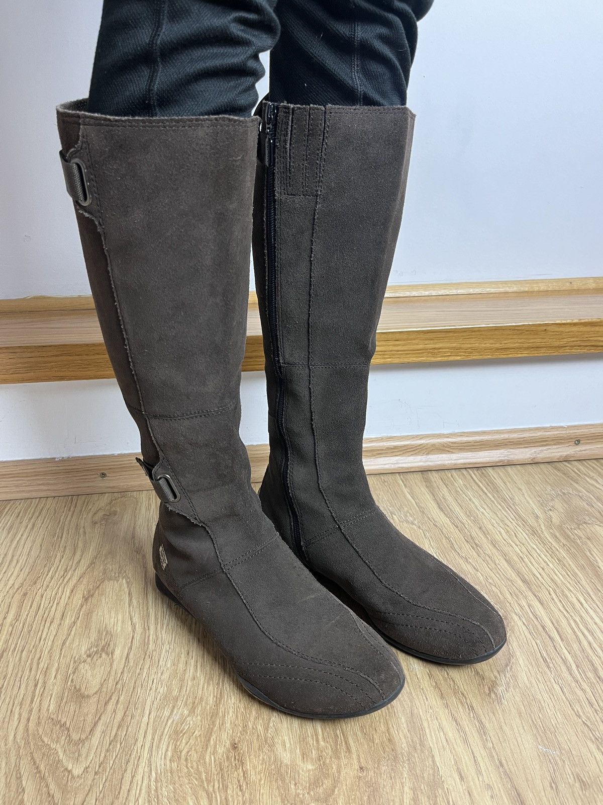 ESPIRIT Vintage Esprit Y2K Women's Suede Boxing High Top Flat Shoes Size US 9 / IT 39 - 1 Thumbnail