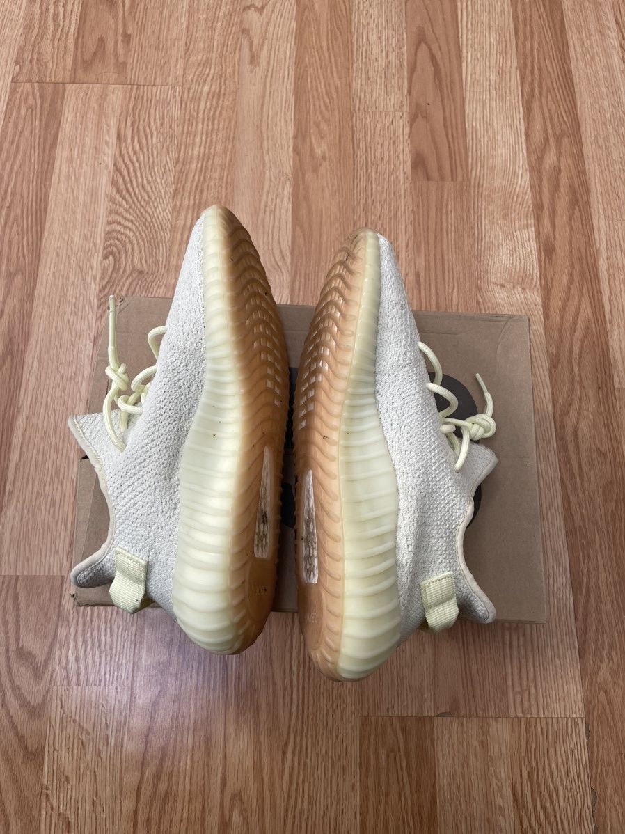 Adidas × Yeezy Yeezy Boost 350 V2 Butter Size US 10 / EU 43 - 5 Thumbnail