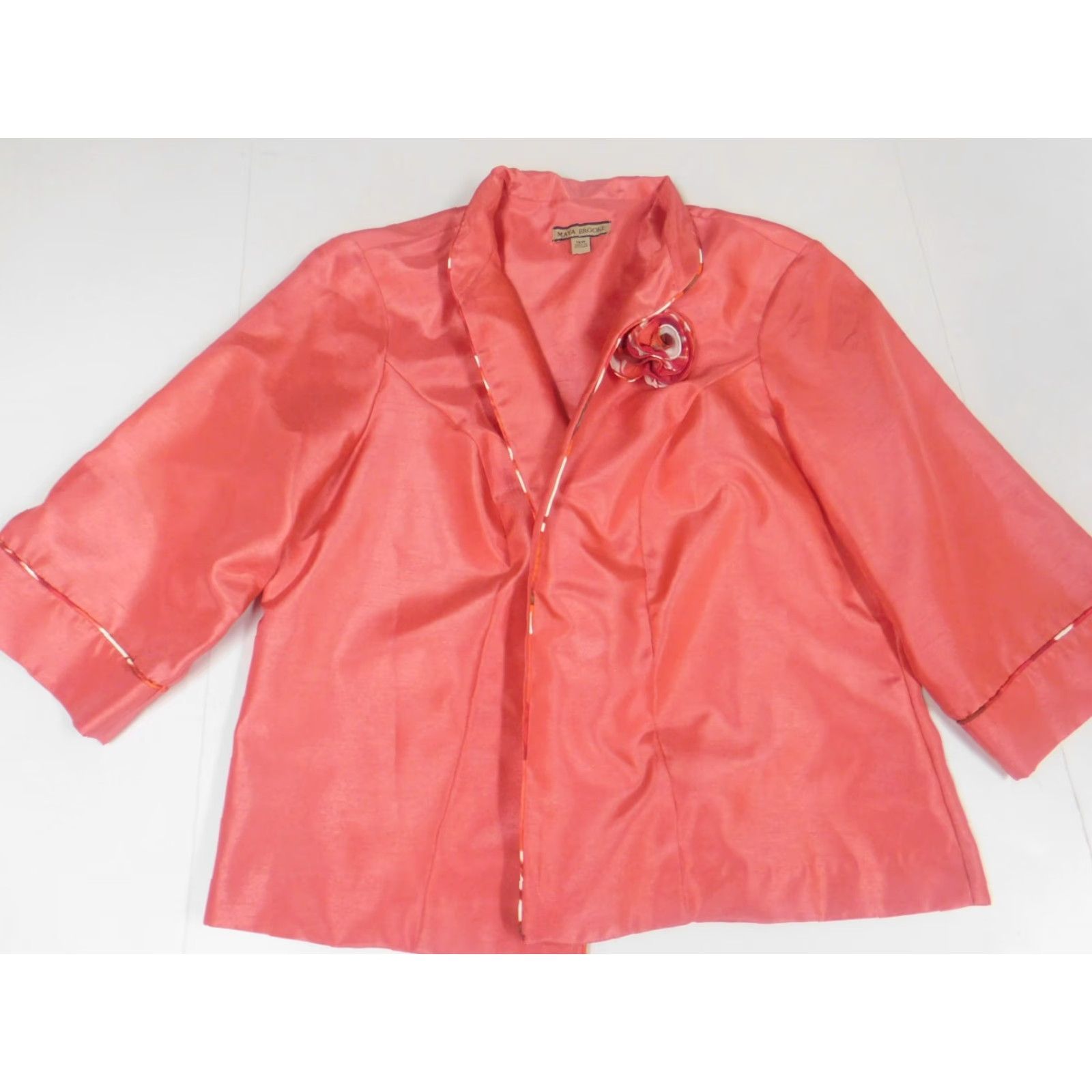 Vintage Maya Brooke Blazer Womens 14W Pink Flower No Button Lightweight Suit Jacket Notch Lapel Tuxedo Style Fall Winter Casual Business Size XL / US 12-14 / IT 48-50 - 2 Thumbnail