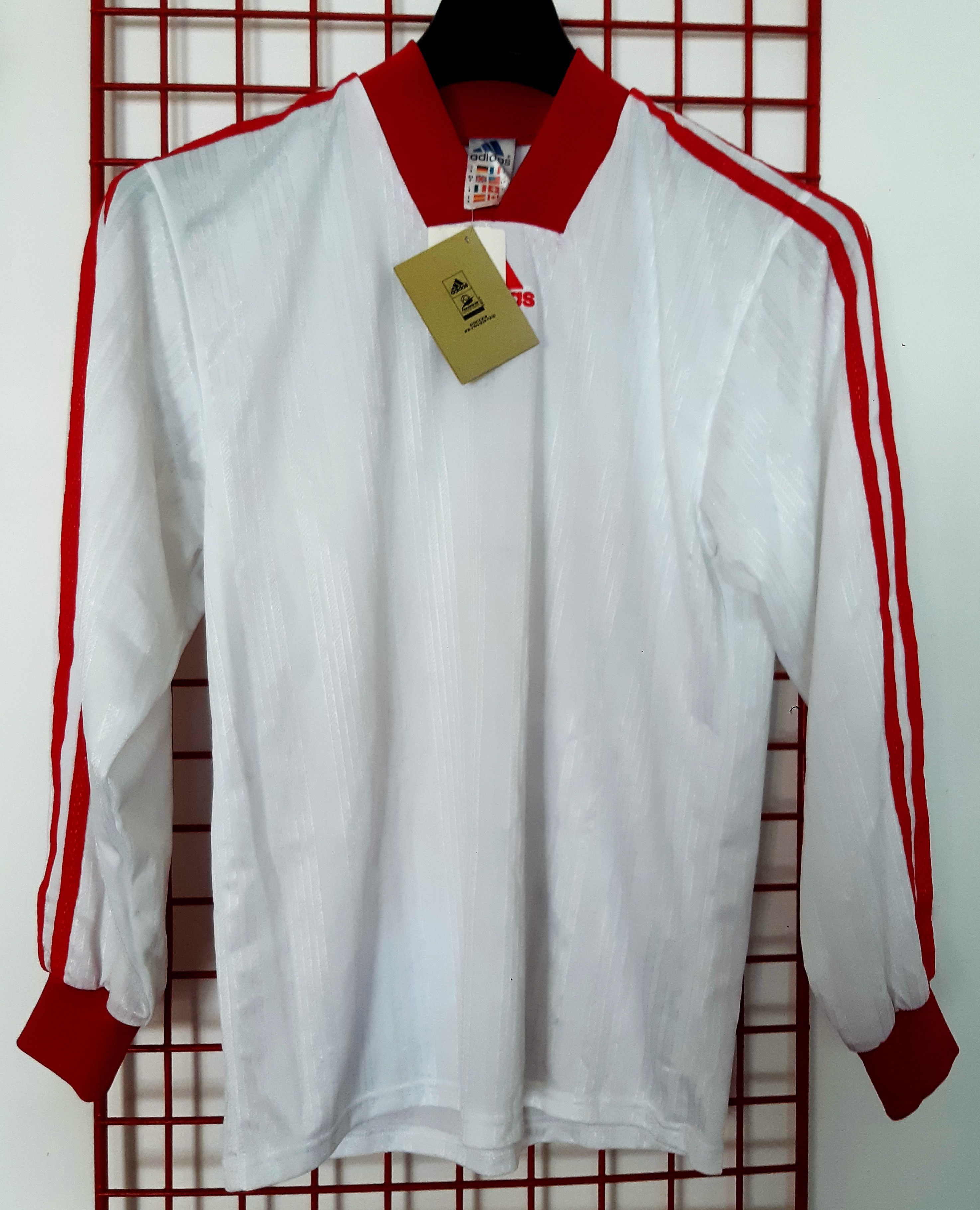 Adidas Vintage 90s ADIDAS Soccer Jersey Tunisia size S NWT Size US S / EU 44-46 / 1 - 1 Thumbnail