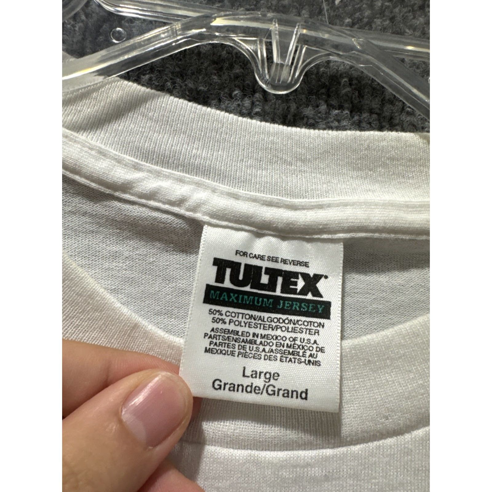 Tultex VINTAGE Tultex T-Shirt 90s Unisex Adult White Short Sleeve L Daisy Size US L / EU 52-54 / 3 - 6 Thumbnail