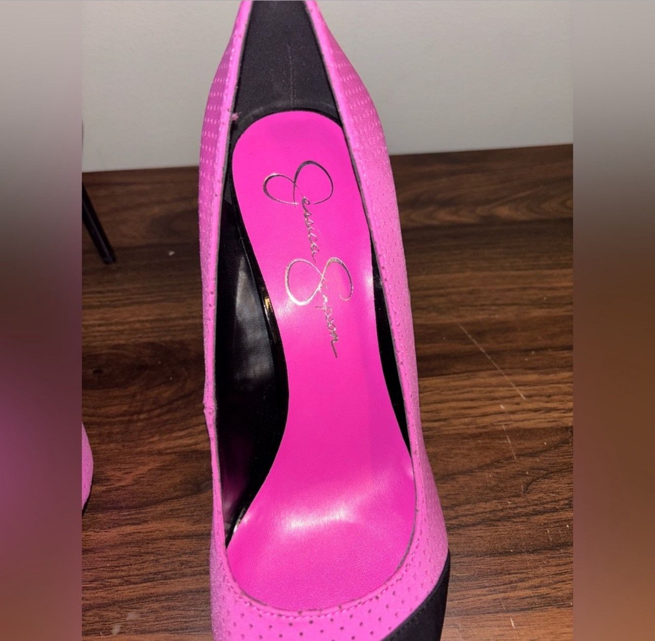 Jessica Simpson Pink and Black Heels Size US 9.5 / IT 39.5 - 6 Thumbnail