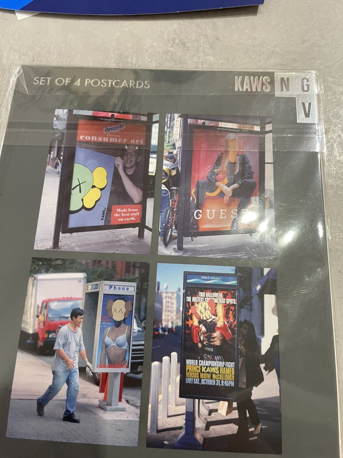 Kaws KAWS Postcard Set of 4 Bus Shelters Size ONE SIZE - 3 Thumbnail
