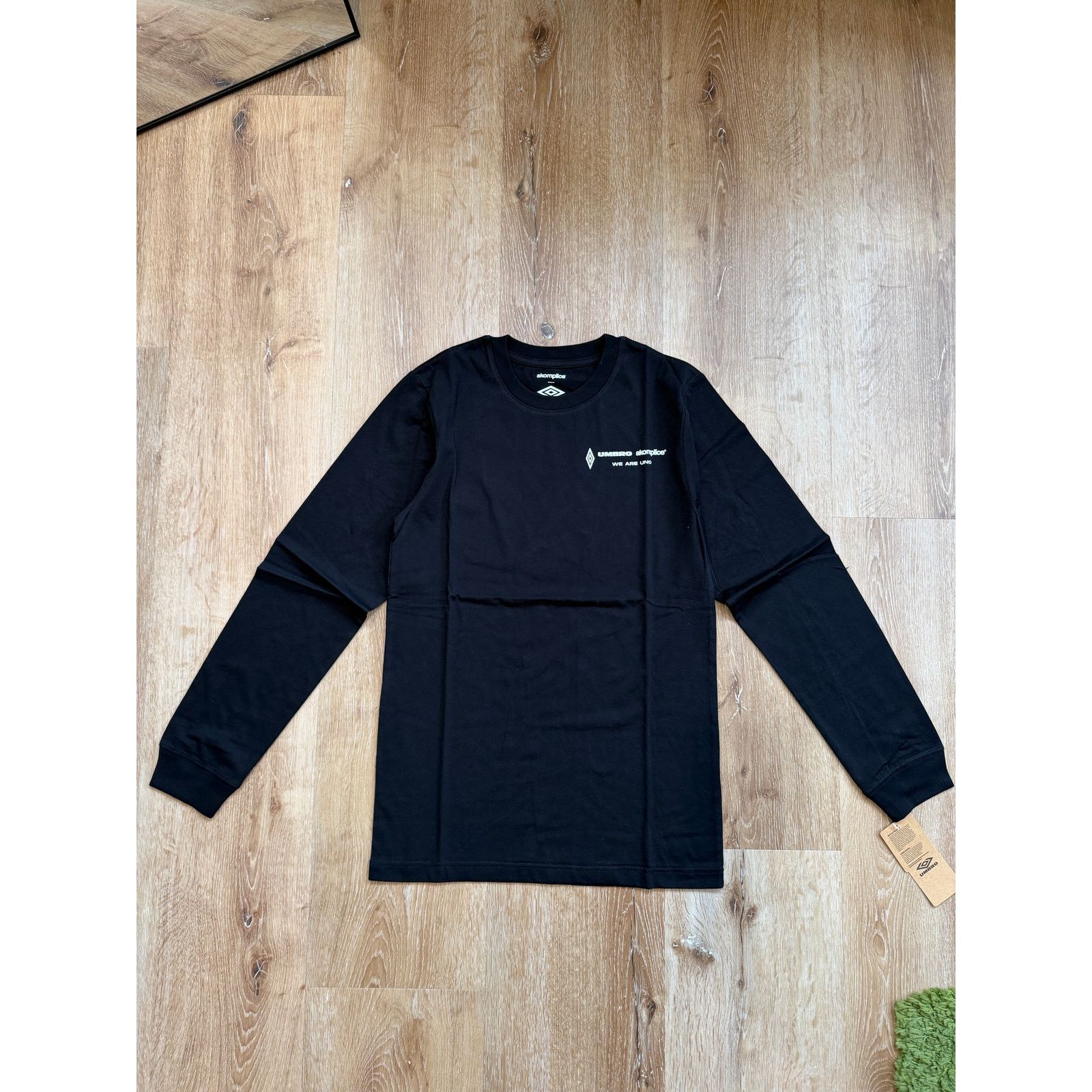 Umbro Akomplice x Umbro Uno Long Sleeve Tee Black NWT Size US S / EU 44-46 / 1 - 2 Thumbnail