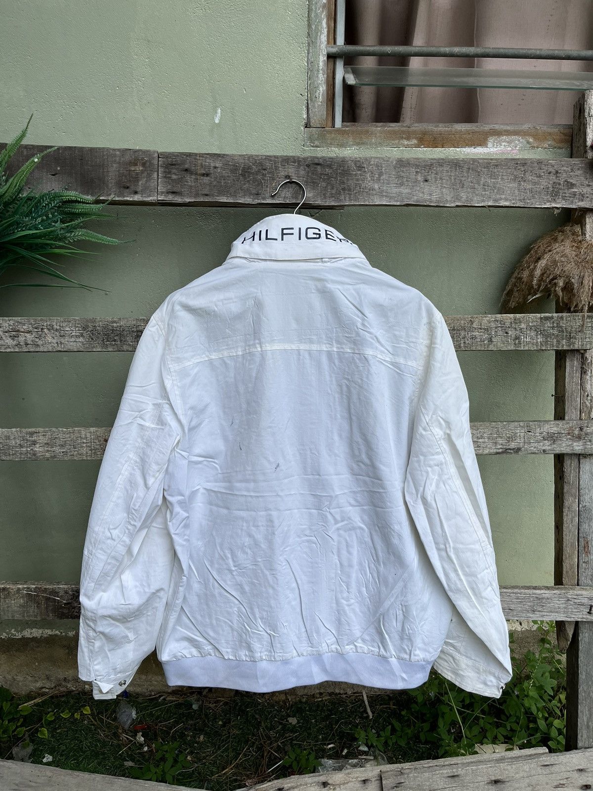 Tommy hilfiger box logo zipper jacket