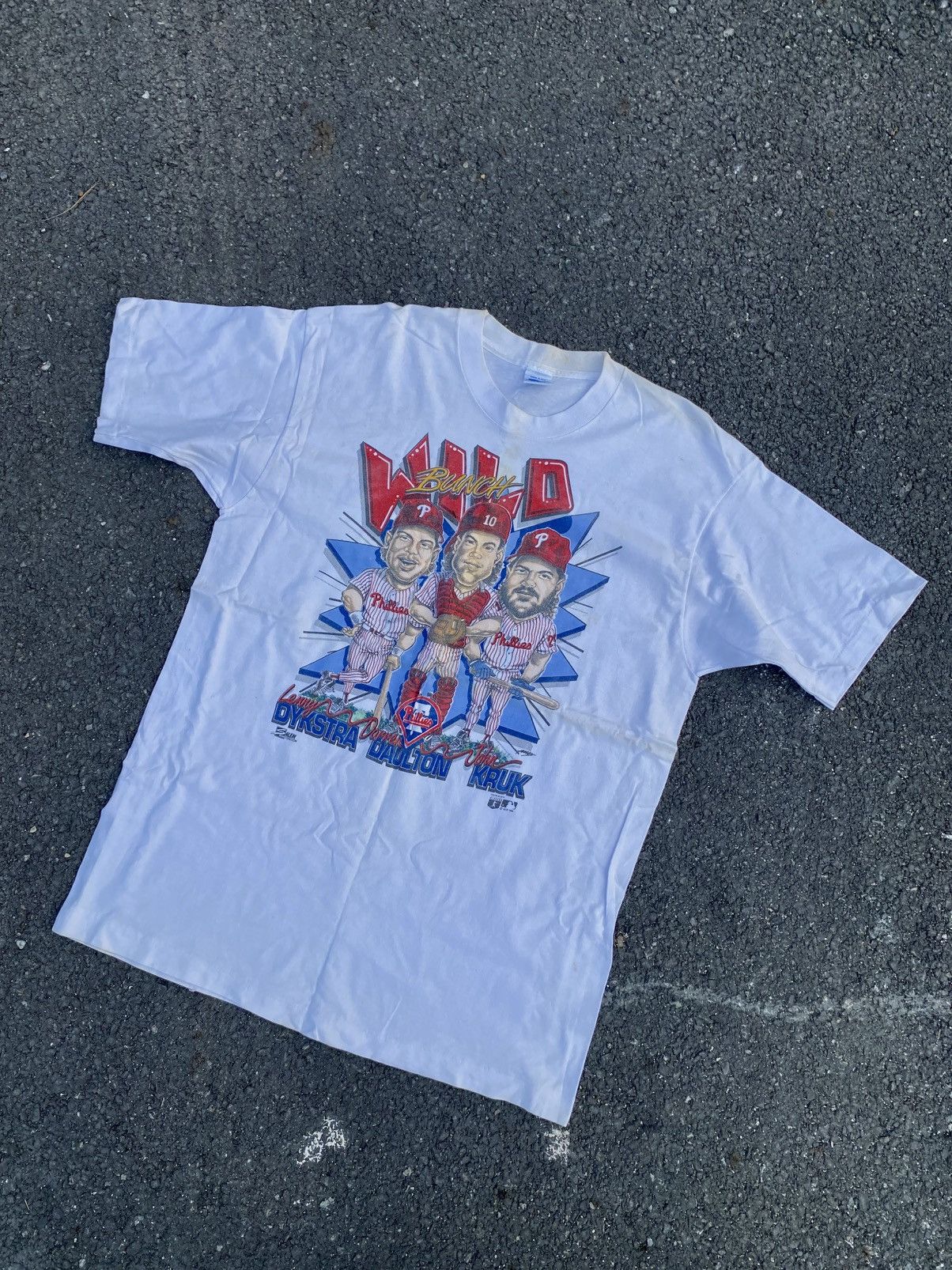 Salem Sportswear Wild Bunch / Philadelphia Phillies – vintage 1993 Size US XL / EU 56 / 4 - 1 Thumbnail