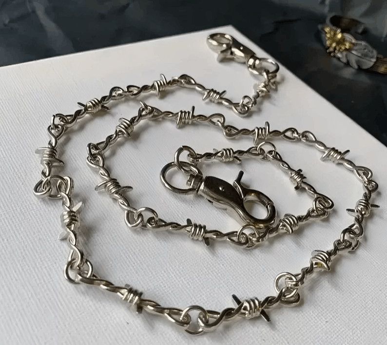 Vintage Vintage Barbed Wire Wallet Chain 22" Size ONE SIZE - 1 Thumbnail
