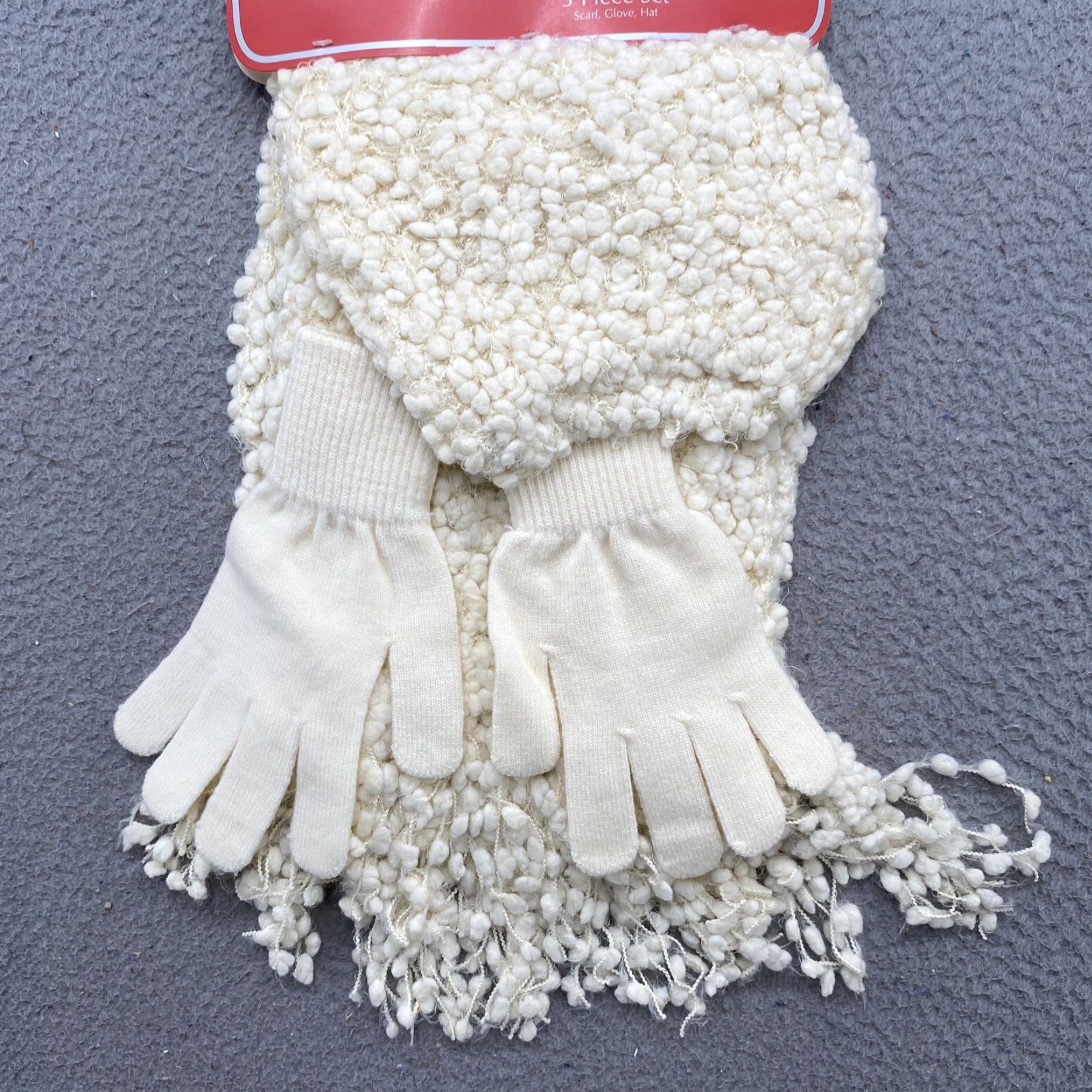 Vintage Jaclyn Smith Women's Hat Scarf Gloves Gift Set 3-Piece Ivory Winter New Size ONE SIZE - 2 Thumbnail