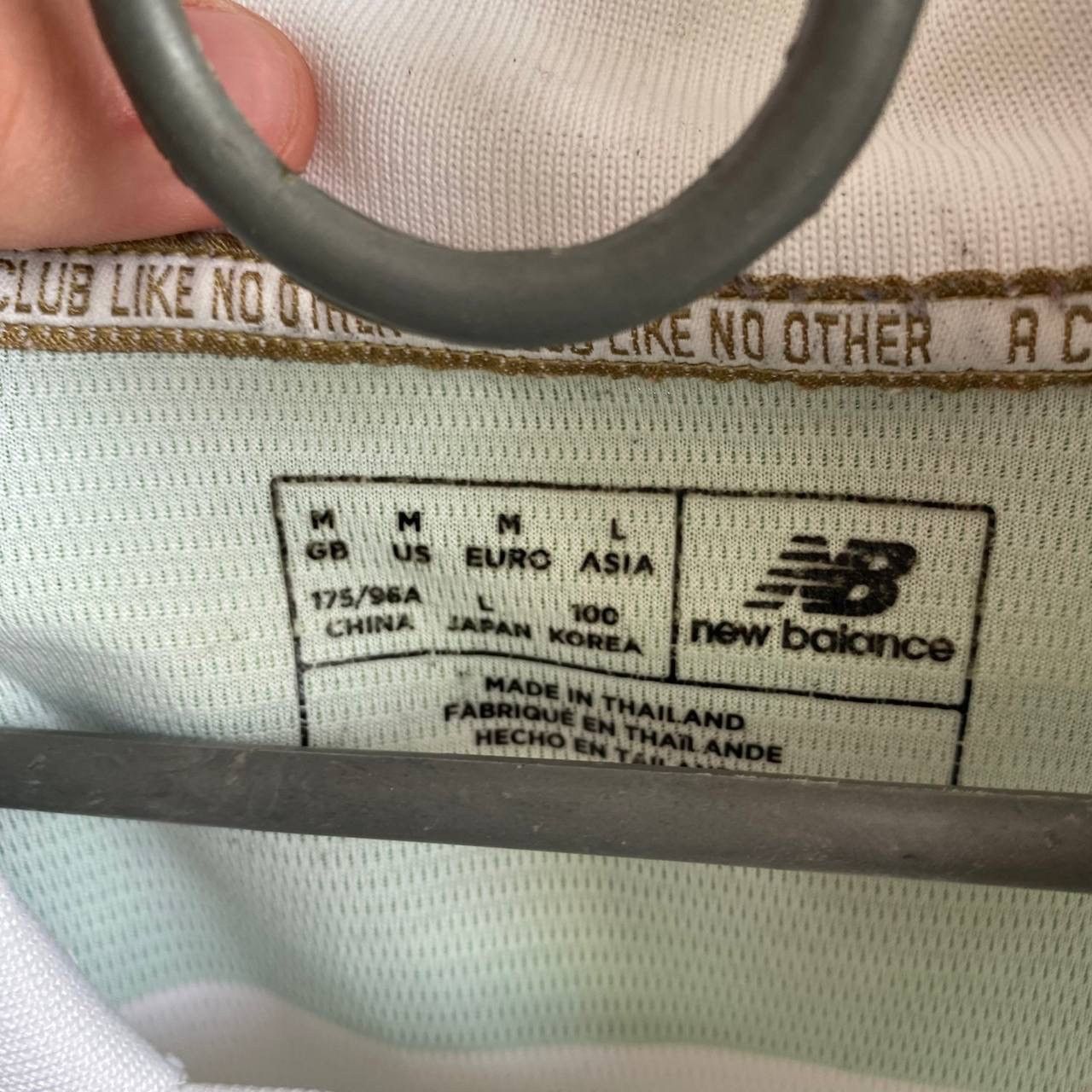 New Balance × Vintage Men’s New Balance FC Celtic Magners big logo jersey Size US M / EU 48-50 / 2 - 6 Thumbnail