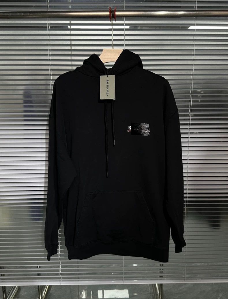 Balenciaga Balenciaga Cola + tape + embroidered logo + hoodie + hoodi Size US L / EU 52-54 / 3 - 1 Thumbnail