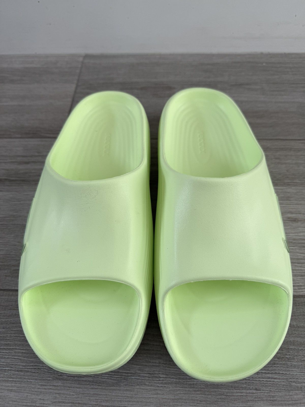 Nike Nike ReactX Rejuven8 HV4479-700 Barely Volt Slides Sz 12 Size US 12 / EU 45 - 4 Thumbnail