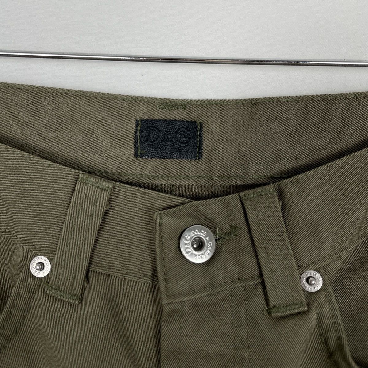 Dolce & Gabbana DOLCE & GABBANA ZIP-OFF CARGO PANTS (SIZE 32) Size US 32 / EU 48 - 5 Thumbnail