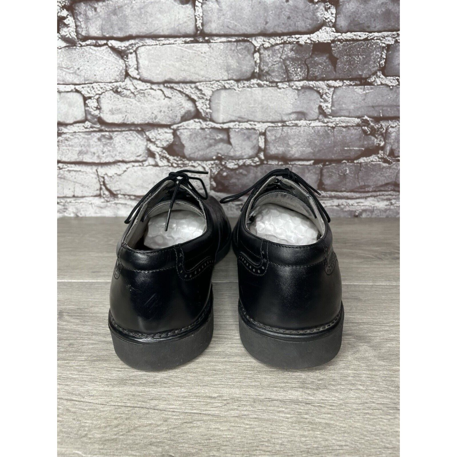 Rockport Rockport Dressports Black Leather Wingtip Oxfords Vibram Sol Size US 9.5 / EU 42-43 - 4 Thumbnail