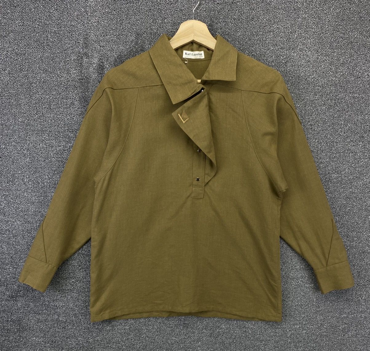 Karl Lagerfeld Vintage Karl Lagerfeld Army Green Blouse Size M / US 6-8 / IT 42-44 - 1 Thumbnail