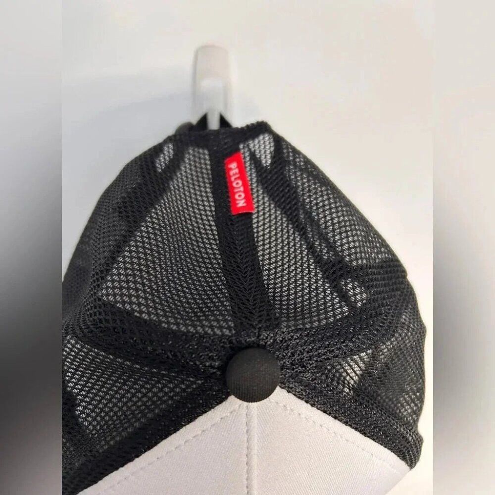 Peloton BNWT Peloton Black and White AdjustableTrucker Hat O/S Size ONE SIZE - 5 Thumbnail