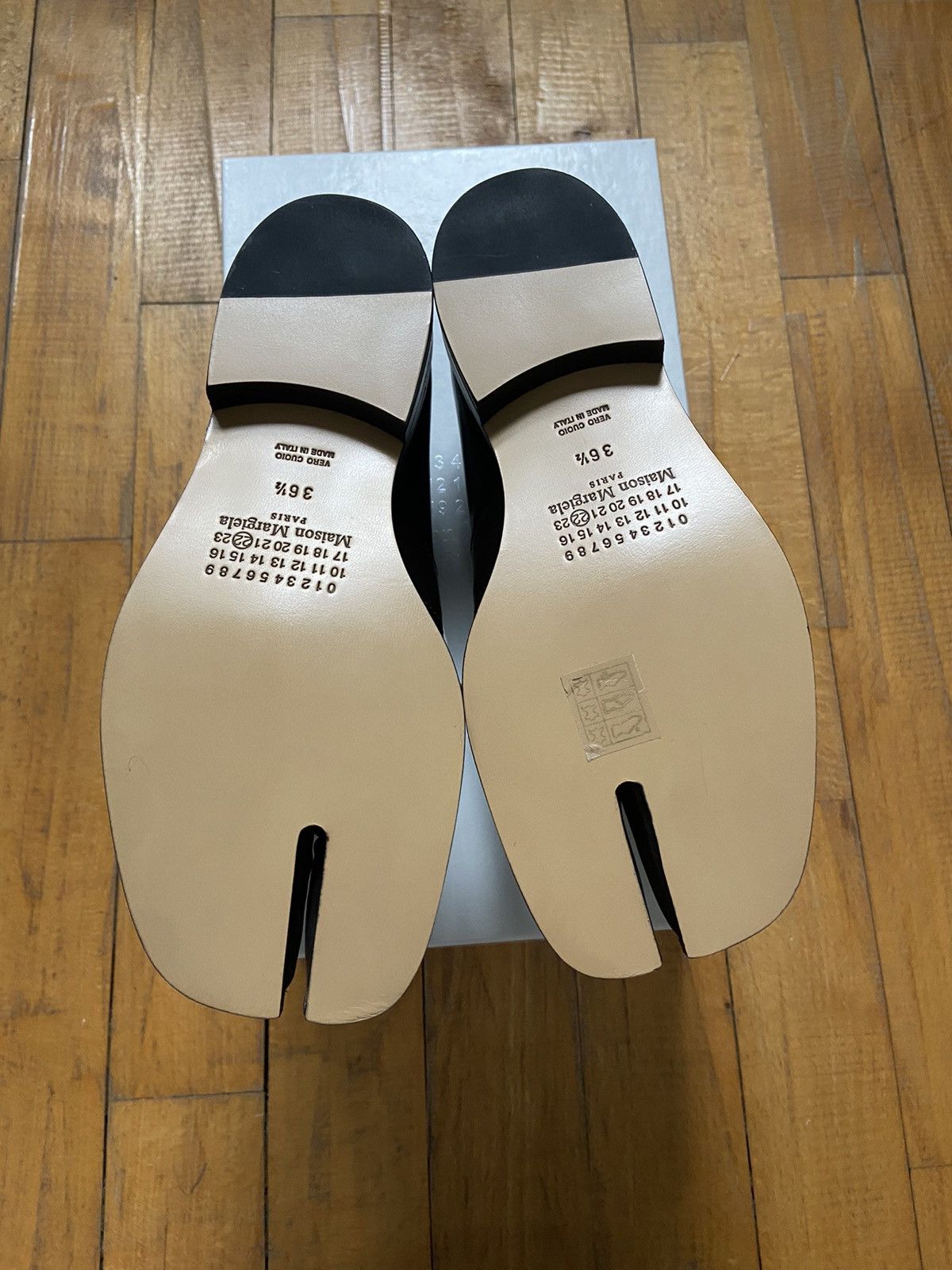 Maison Margiela Maison Margiella Tabi Mokassins New Brown 36.5 Size US 6.5 / IT 36.5 - 6 Thumbnail