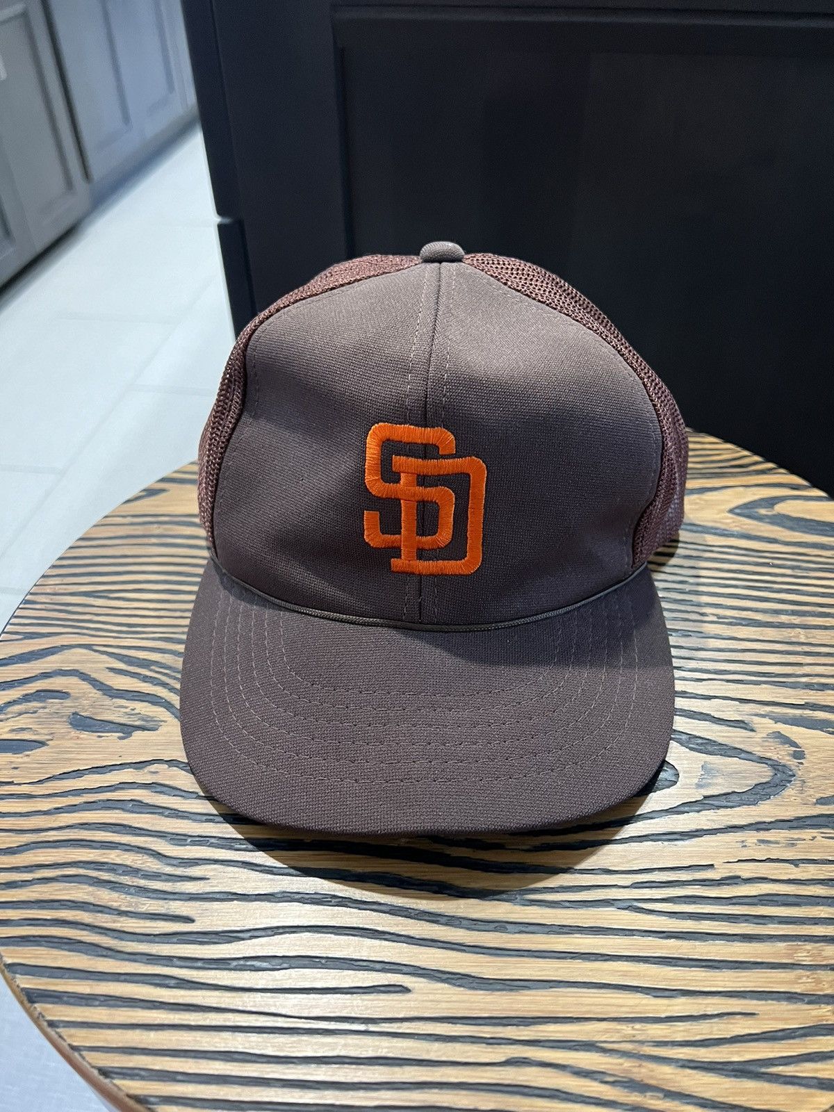 MLB Vintage San Diego Padres Trucker Hat Size ONE SIZE - 1 Thumbnail