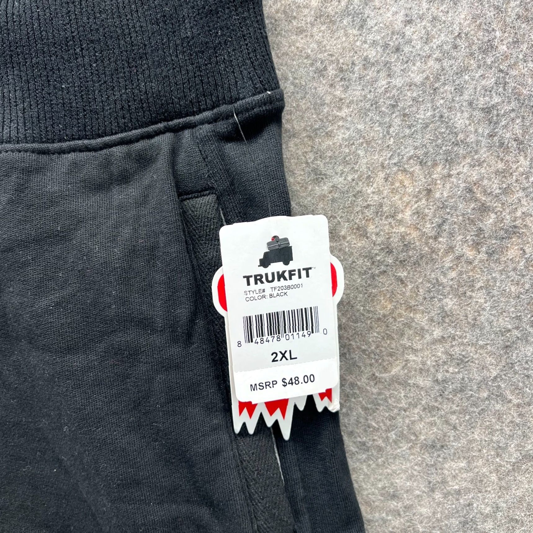 Logo 7 VINTAGE? No — TRUKFIT Shorts Mens 2XL Black Cotton Fleece Drawstring Logo Streetwear NEW Size US 39 - 4 Thumbnail