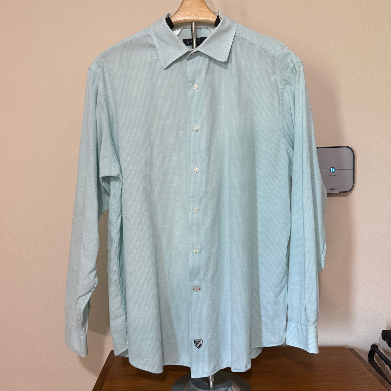 Cremieux Cremieux Classic XL mens dress shirt long sleeved cotton Size US XL / EU 56 / 4 - 1 Thumbnail