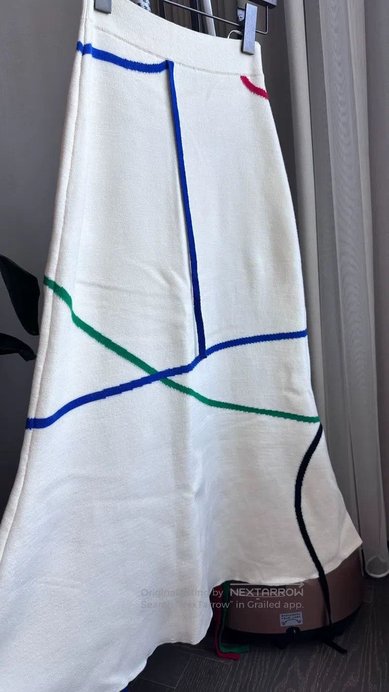 Loewe Loewe size S Cream White Wool Knit Fish Tail Skirt with Col Size 26" / US 2 / IT 38 - 2 Thumbnail