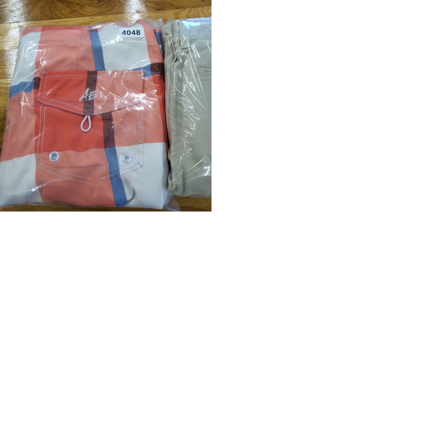 American Eagle Outfitters VINTAGE? No. Size US 33 - 10 Thumbnail