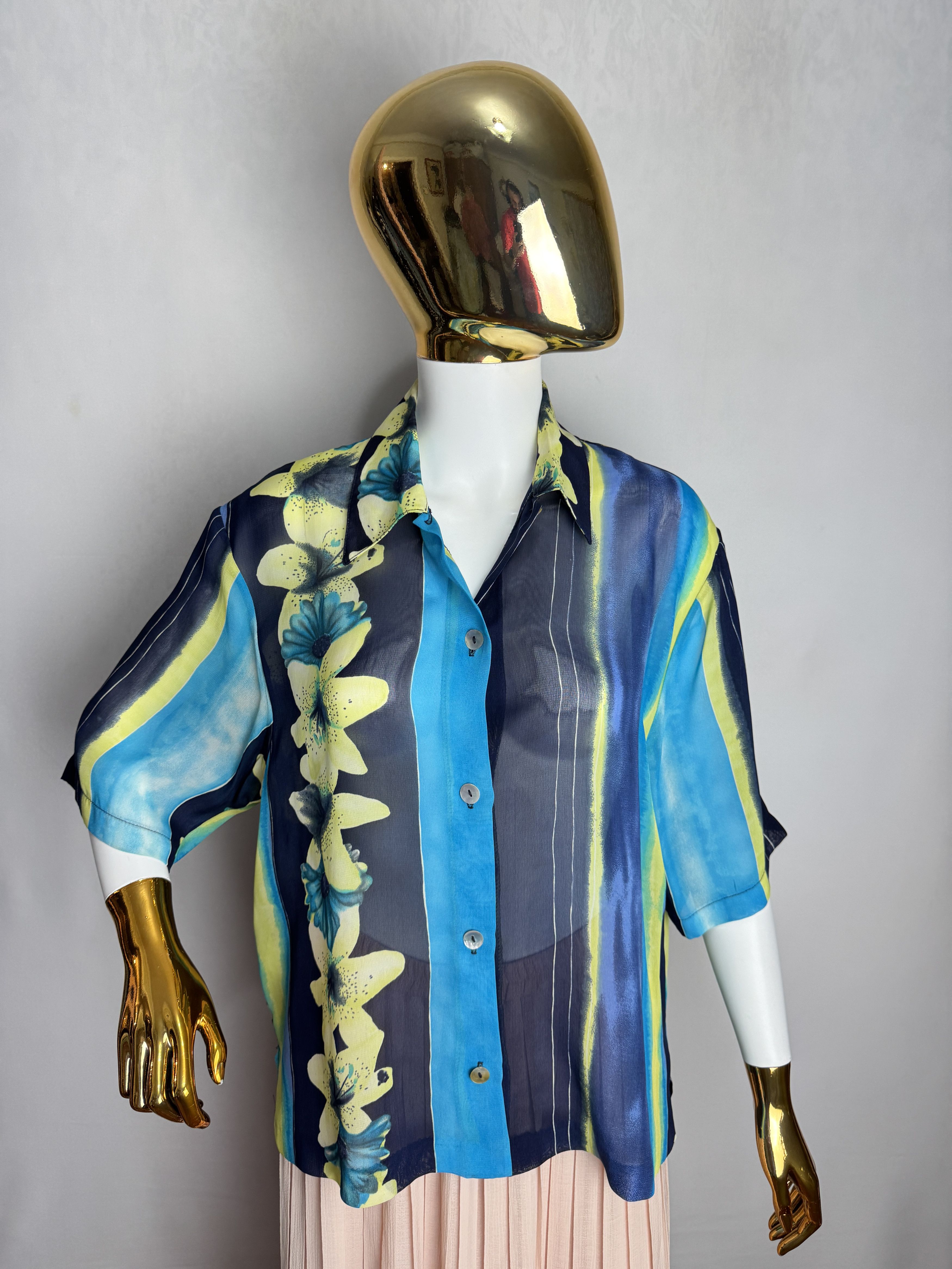 Other × Vintage Vintage women’s floral print blouse, made in France Size L / US 10 / IT 46 - 4 Thumbnail
