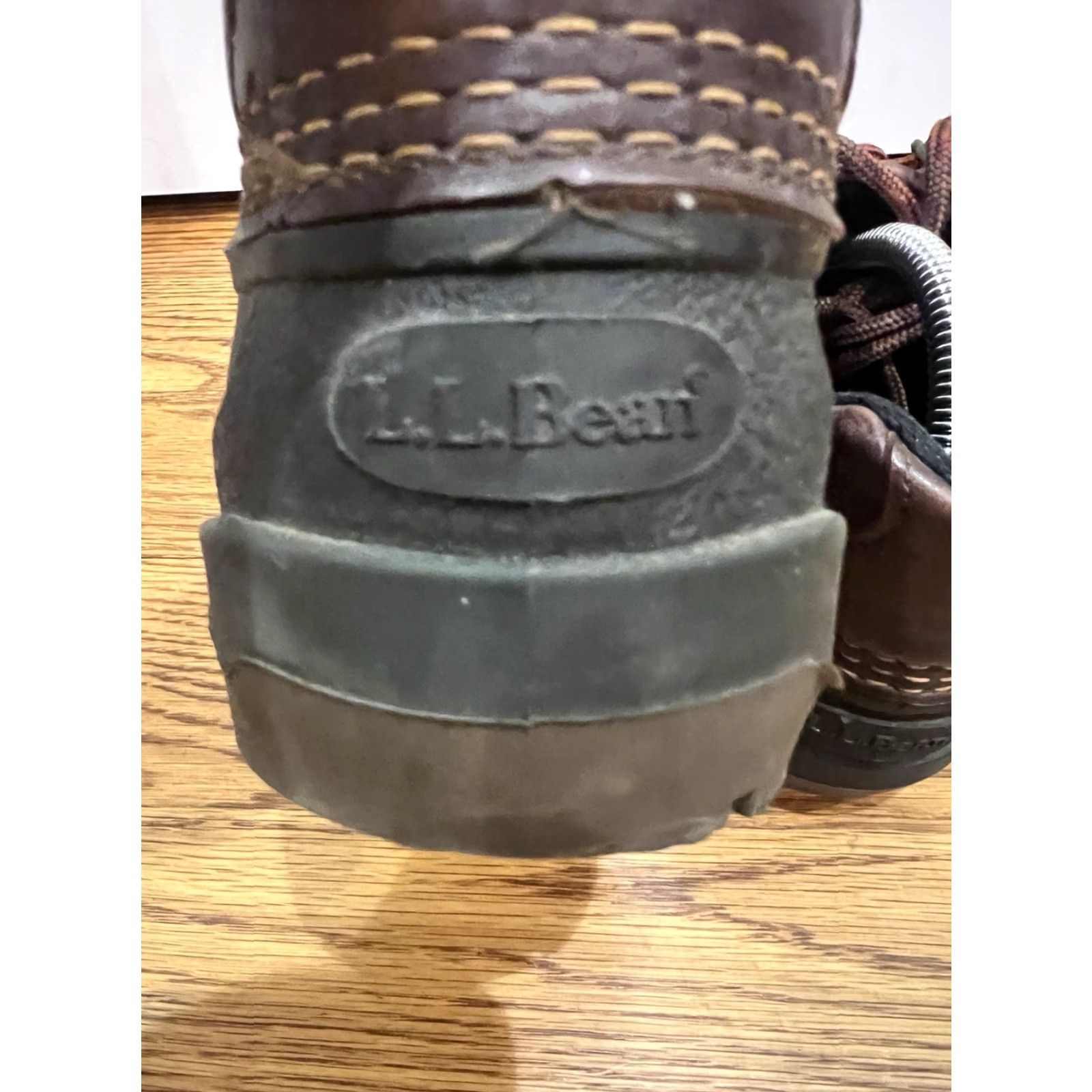 Vintage VINTAGE LL Bean Lace Duck Boots Men 8 M Brown Waterproof Snow Boot Leather Rubber Winter Fall Spring Hunting USA Nature Logo Lace Duck Boots Mens Size US 8 / EU 41 - 5 Thumbnail