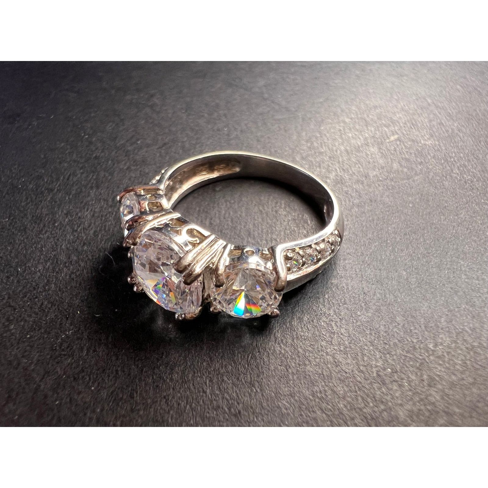 Other Vintage 3 stone CZ sterling silver ring size 7 Size ONE SIZE - 2 Thumbnail
