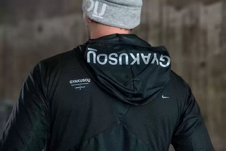 Nike ジャケット UNDERCOVER L GYAKUSOU 黒 by