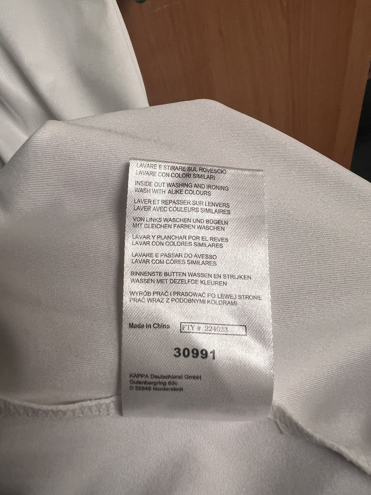 Kappa Kappa Wolfsburg Volkswagen number 34 Rodriguez jersey Size US L / EU 52-54 / 3 - 9 Thumbnail