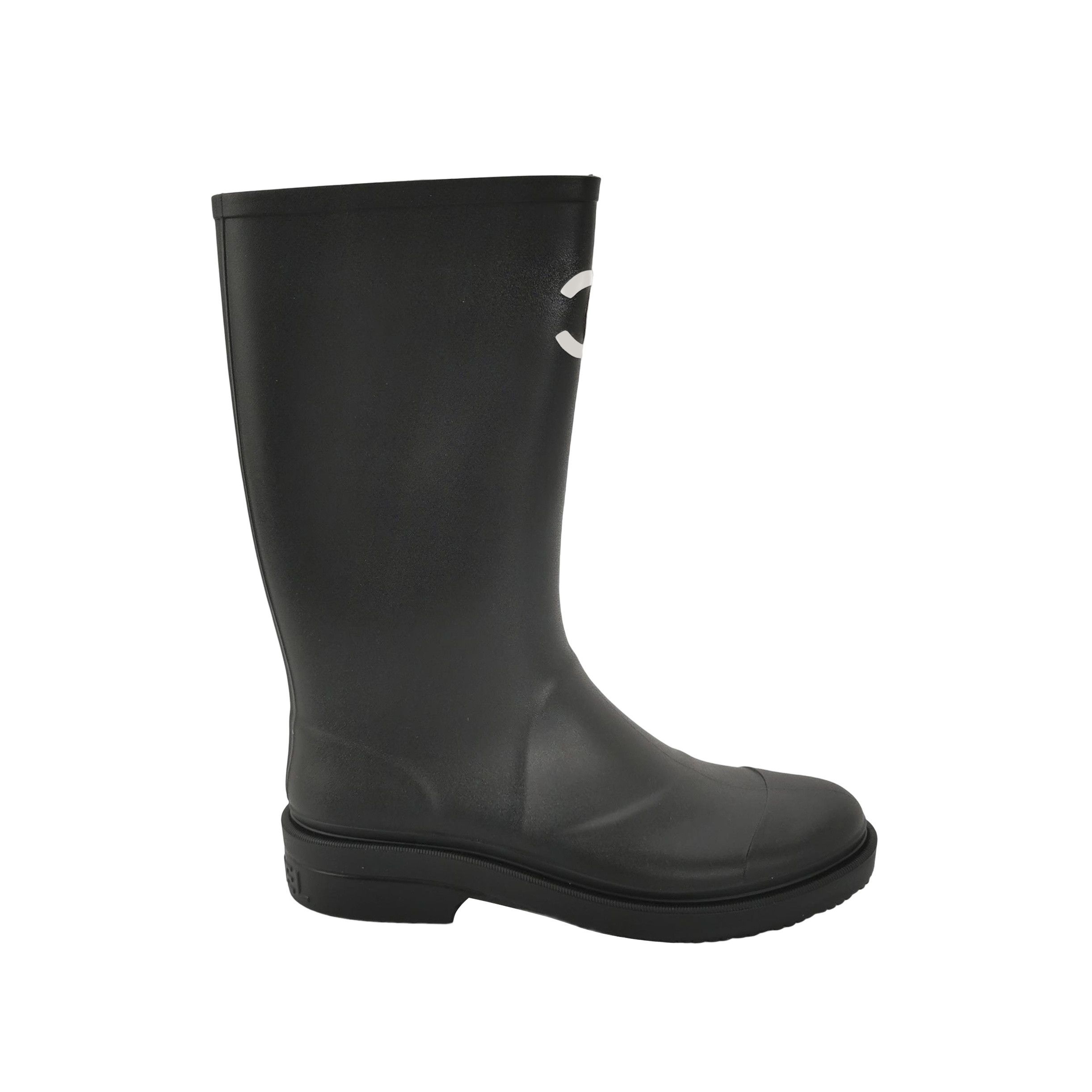 Chanel Chanel CC Logo Rubber Rain Boots Size 41 Size US 10 / IT 40 - 1 Thumbnail