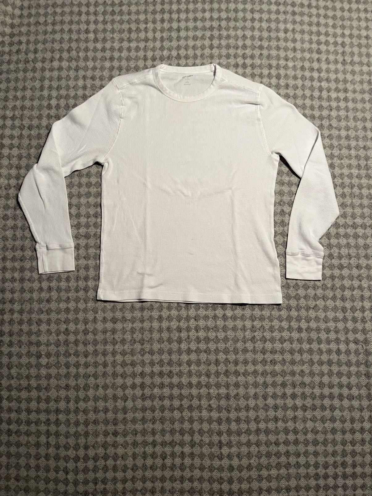 Old Navy Old Navy mens Waffle Knit longsleeve size L Size US L / EU 52-54 / 3 - 1 Thumbnail