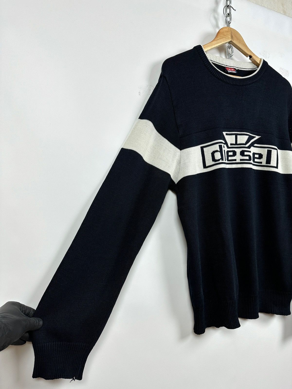 Diesel Vintage Diesel Y2K Big Logo Navy Blue Knit Sweater Size US L / EU 52-54 / 3 - 8 Thumbnail