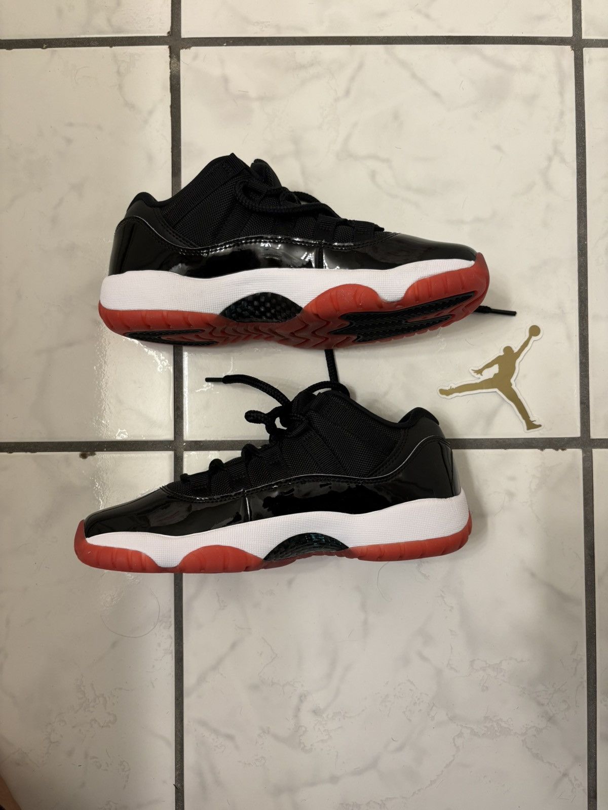 Nike Size 6 Jordan 11 Retro Low Bred Size US 6 / EU 39 - 2 Thumbnail