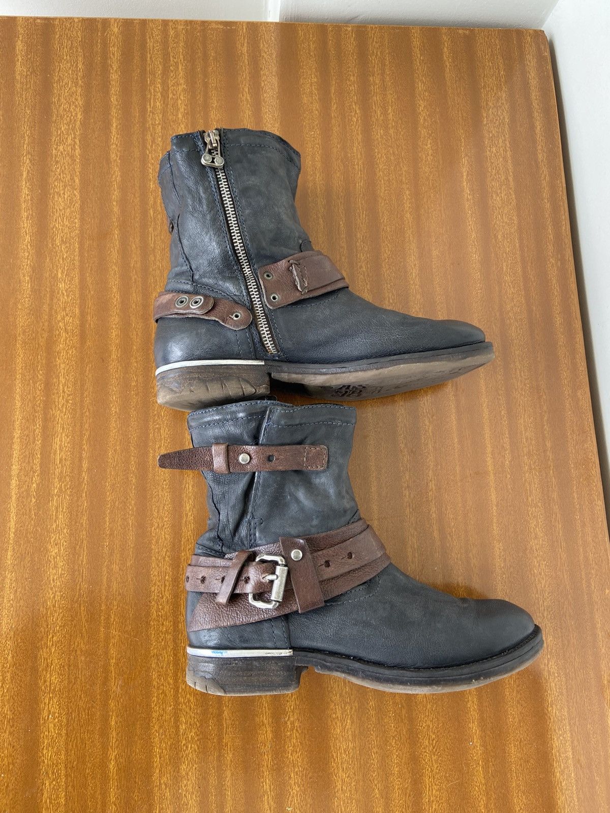 A.S.98 A.S.98 Size US 8 / IT 38 - 8 Thumbnail