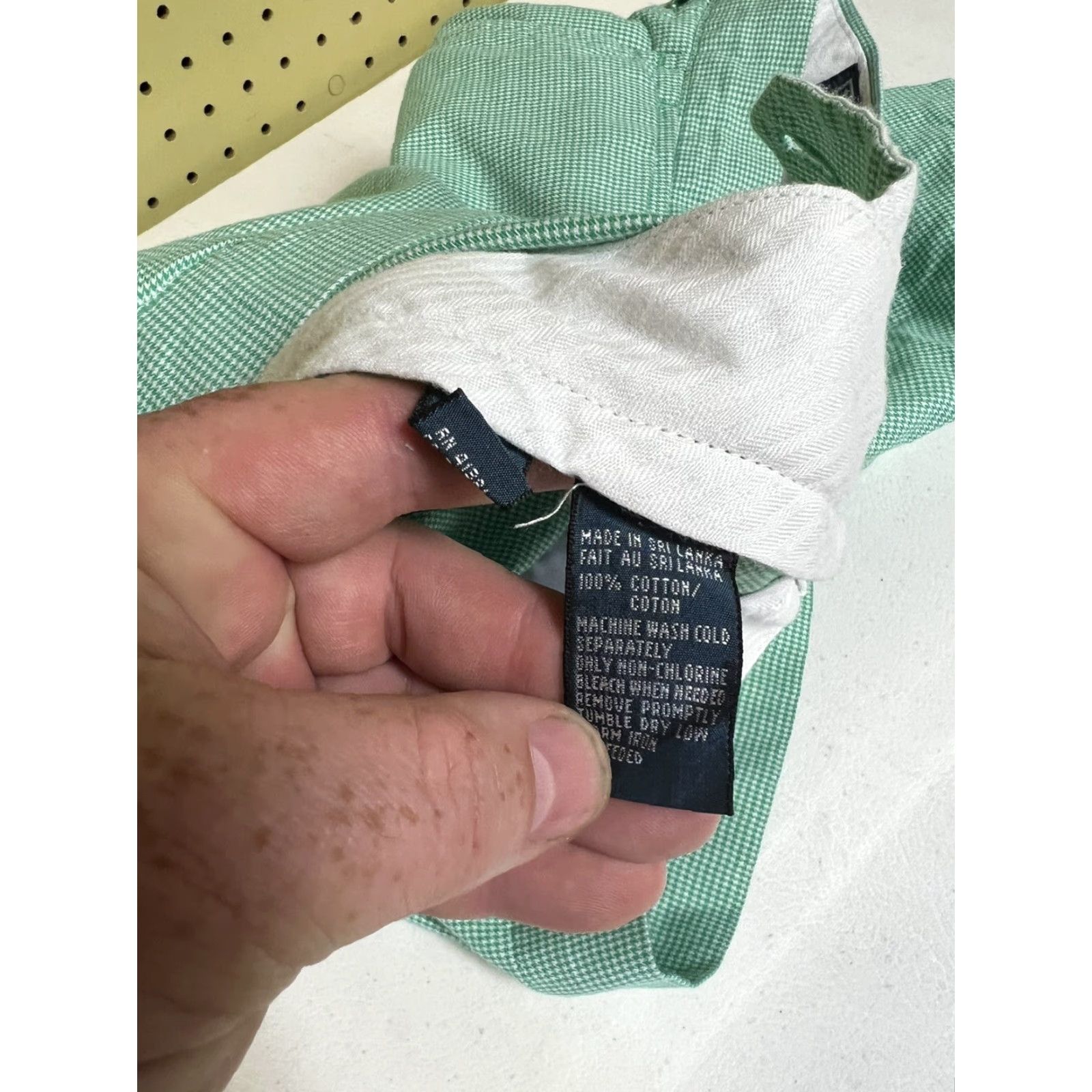 Polo Ralph Lauren VINTAGE Polo Ralph Lauren Green White Houndstooth Plaid Flat Front Shorts Men 42 Bermuda Cotton Flat Front Green Mens 42 Size US XL / EU 56 / 4 - 4 Thumbnail