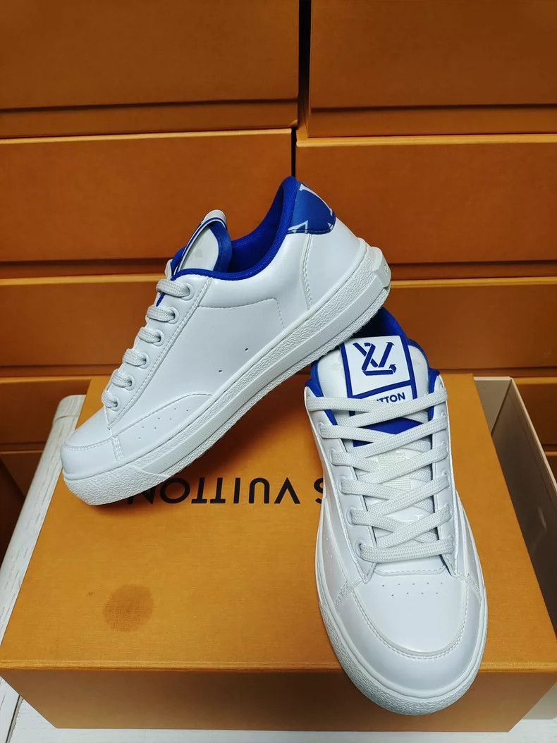Louis Vuitton Louis Vuitton LV Women's LowTop Sneakers in White and Blue Size US 5 / IT 35 - 4 Thumbnail
