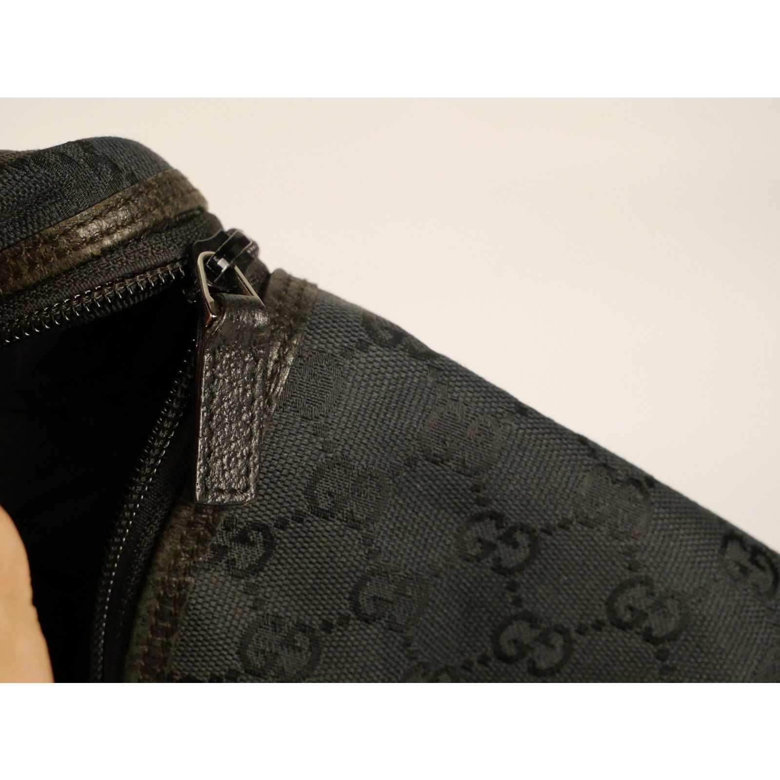 Gucci Original Diaper Toiletry Shoulder Bag Size ONE SIZE - 13 Thumbnail