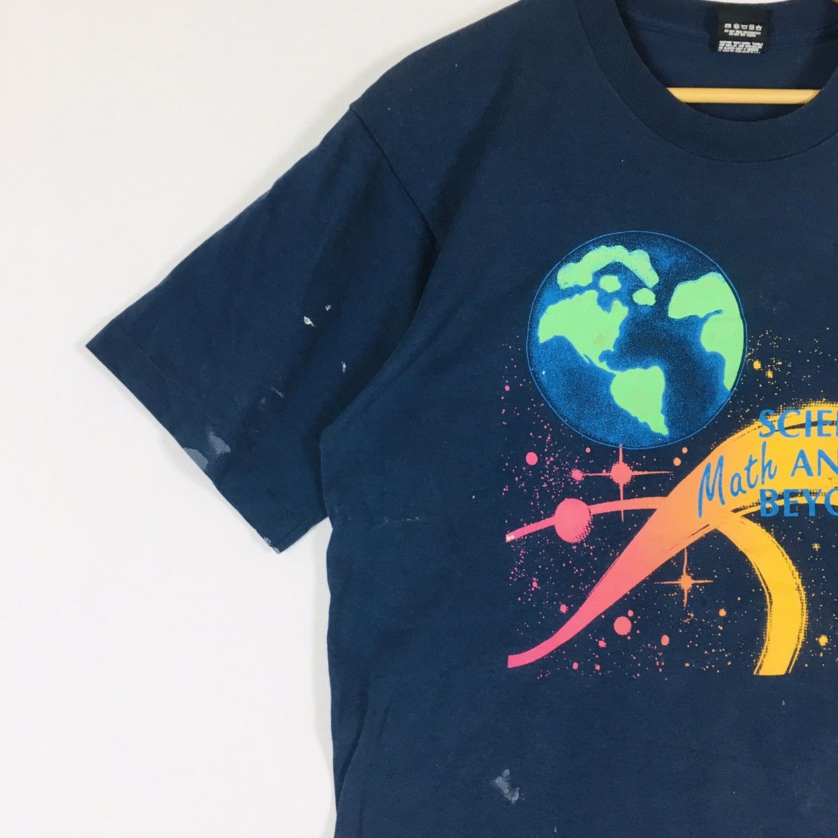 Arts & Science × Hanes × Vintage Vintage Science and Math Beyond By Hanes Size US S / EU 44-46 / 1 - 4 Thumbnail