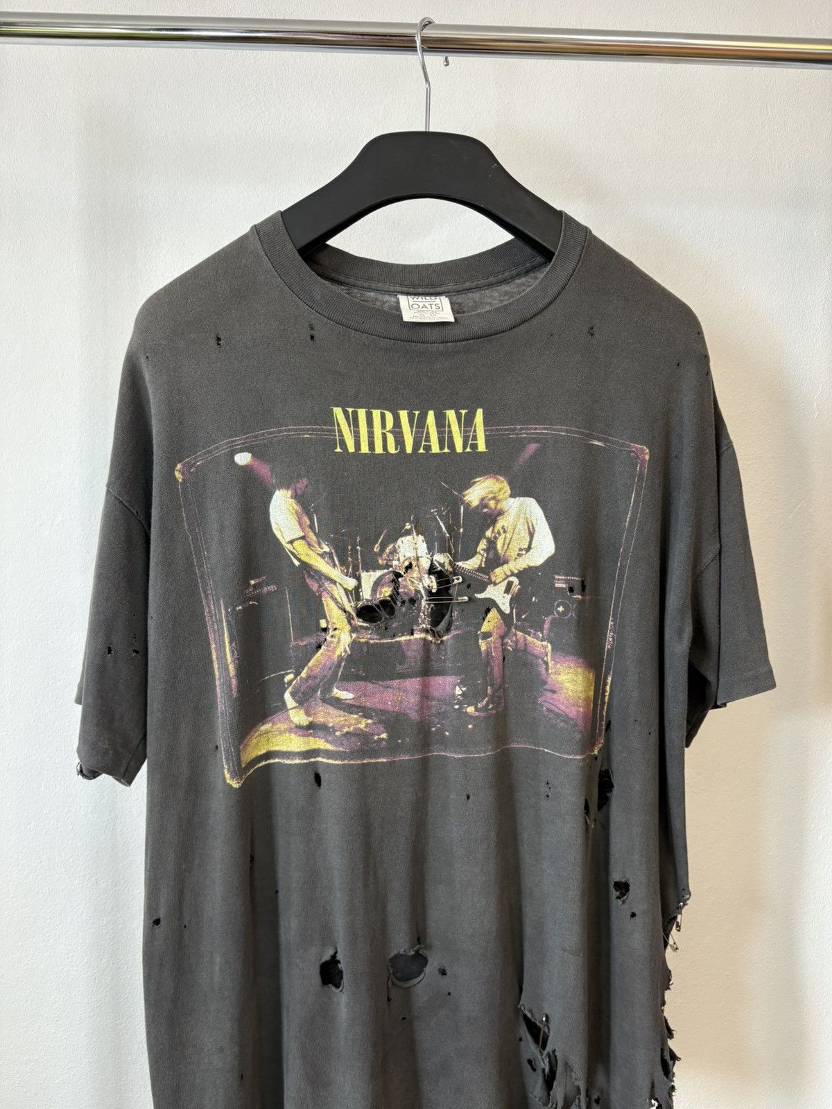 Band Tees Crazy Thrashed 1994’s Nirvana Size US XL / EU 56 / 4 - 9 Thumbnail