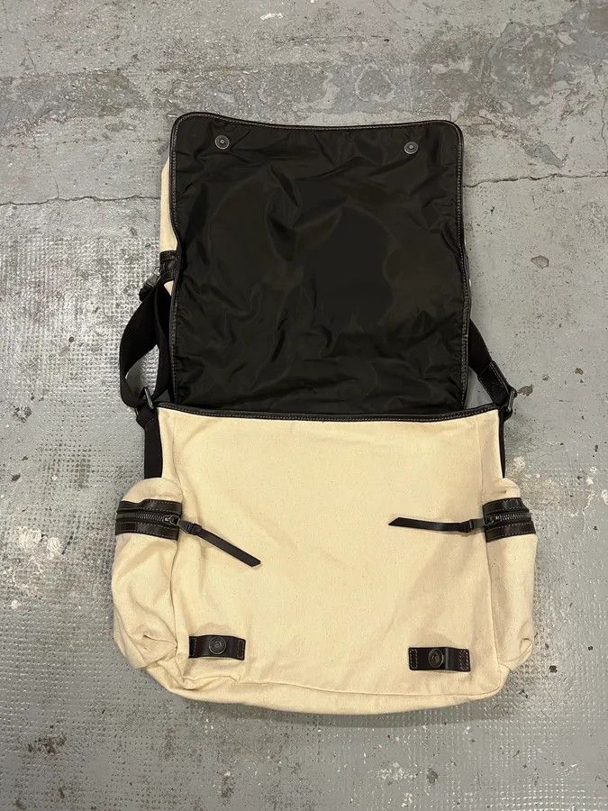 Dolce & Gabbana 2000s Dolce & Gabbana Beige Canva Cargo Shoulder Bag Size ONE SIZE - 9 Thumbnail
